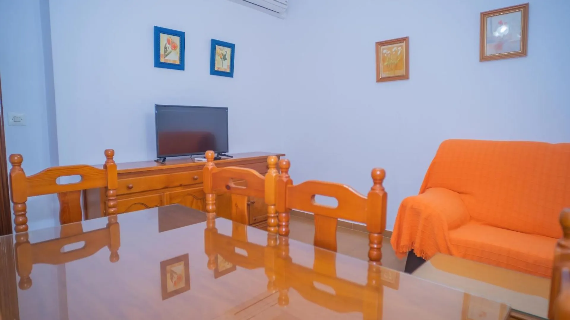 Apartment Apartamento Centrico En Conil Con Balcon Privado, Aire Acondicionado Y Garaje Para Familia Conil De La Frontera