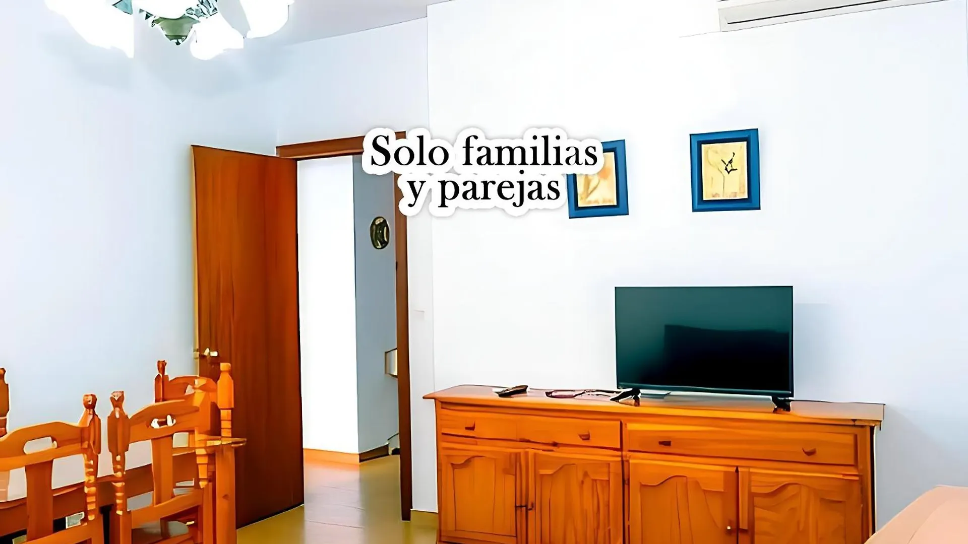 Apartment Apartamento Centrico En Conil Con Balcon Privado, Aire Acondicionado Y Garaje Para Familia Conil De La Frontera