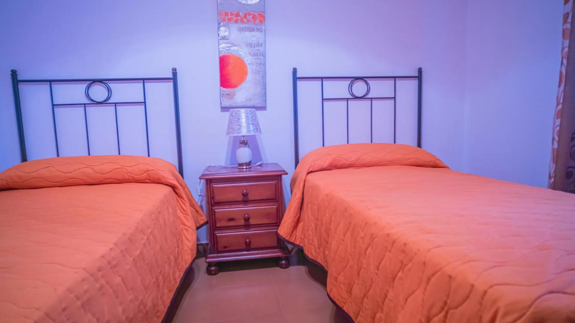 Apartamento Centrico En Conil Con Balcon Privado, Aire Acondicionado Y Garaje Para Familia Conil De La Frontera 0*,  Spain