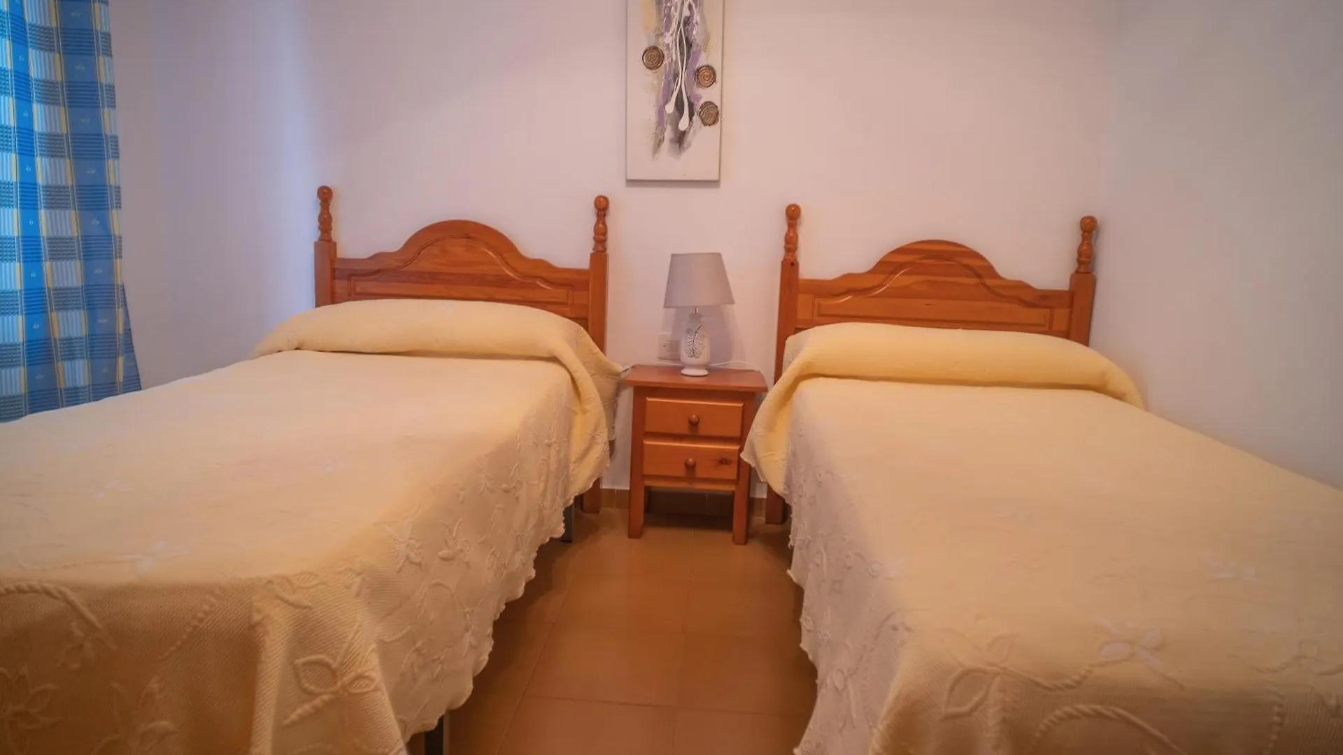 Apartamento Centrico En Conil Con Balcon Privado, Aire Acondicionado Y Garaje Para Familia Conil De La Frontera Apartment