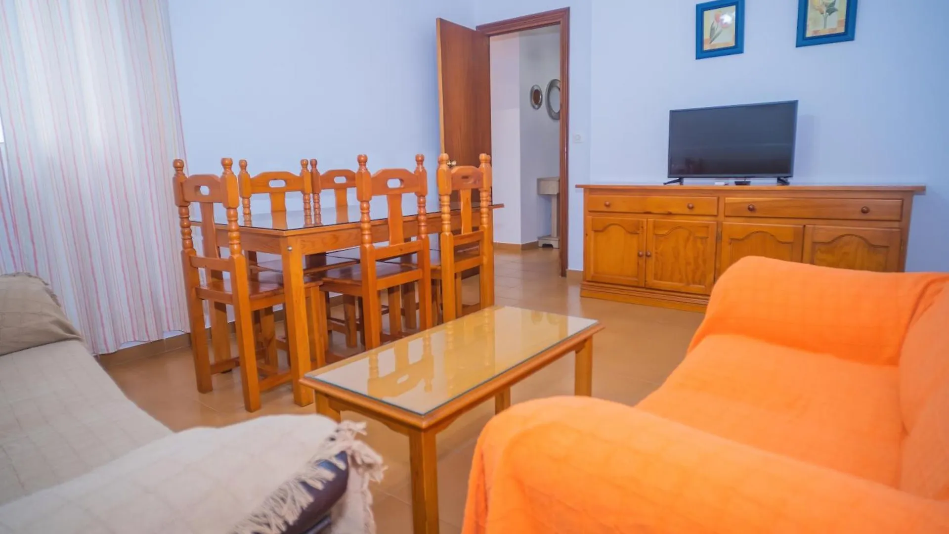 Apartment Apartamento Centrico En Conil Con Balcon Privado, Aire Acondicionado Y Garaje Para Familia Conil De La Frontera Spain